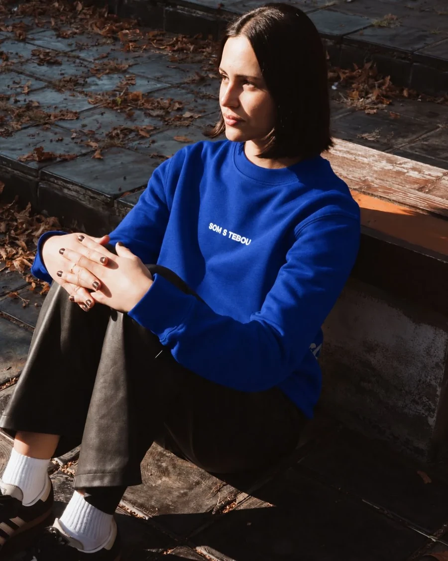 SOM S TEBOU - unisex mikina – výrazná modrá