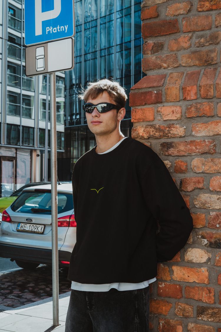 EŠTE NIE JE NESKORO | merch GODZONE TOUR 2026