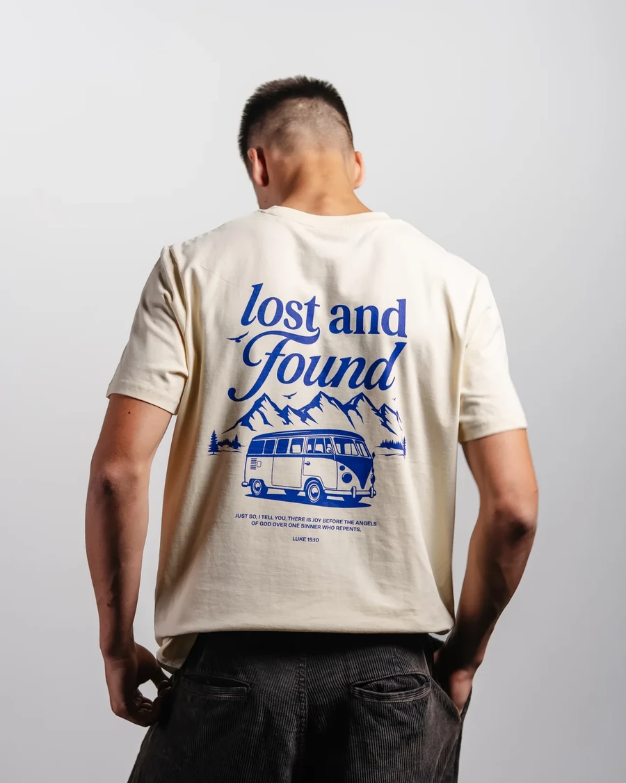 LOST AND FOUND | unisex tričko – prírodná, medium fit