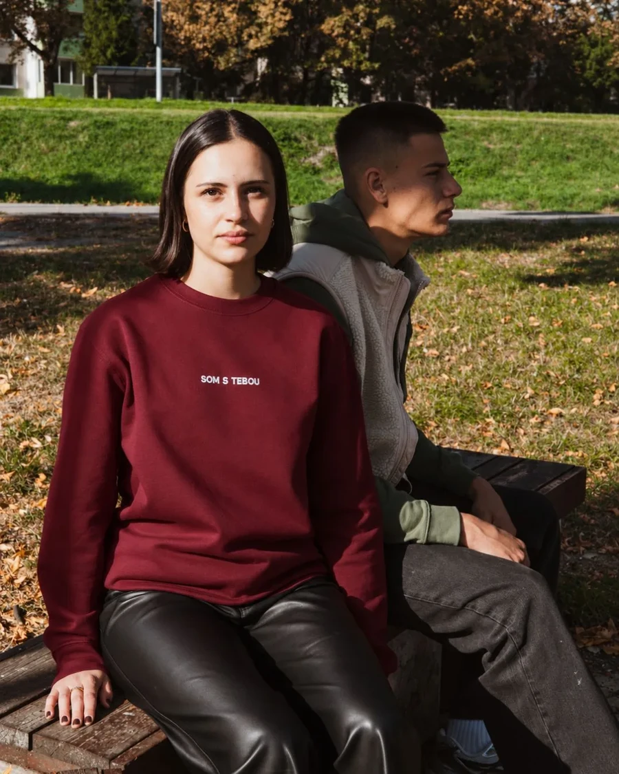 SOM S TEBOU - unisex mikina – bordová
