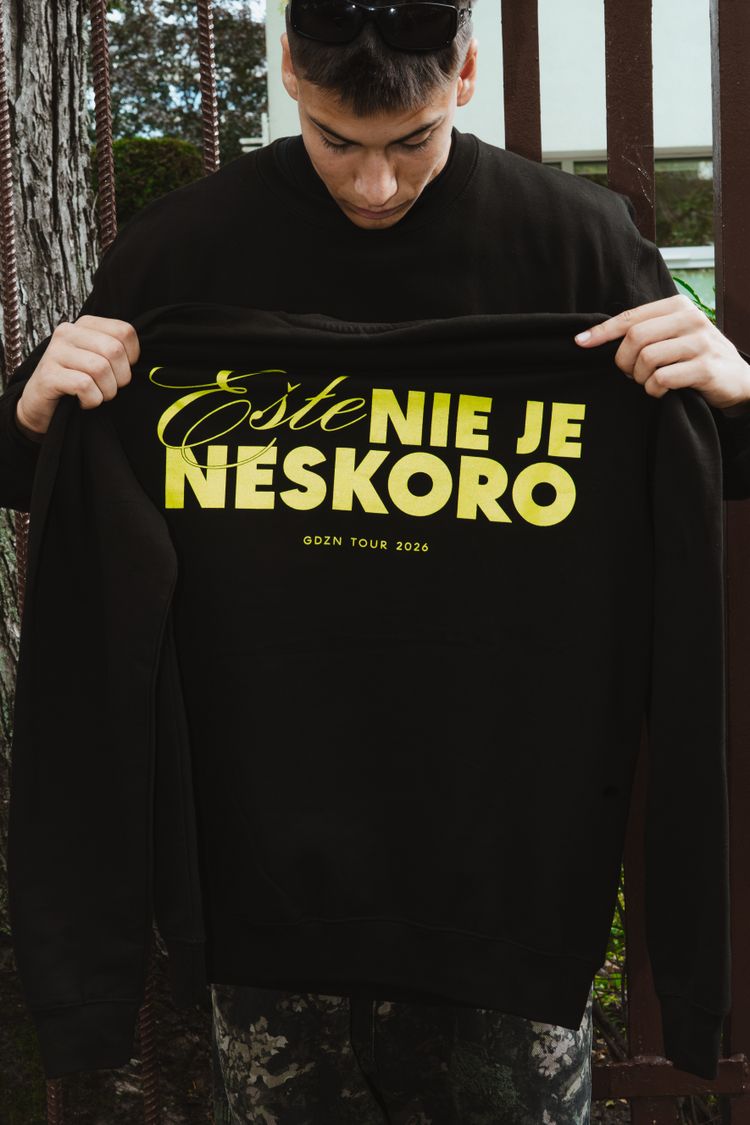 EŠTE NIE JE NESKORO | merch GODZONE TOUR 2026