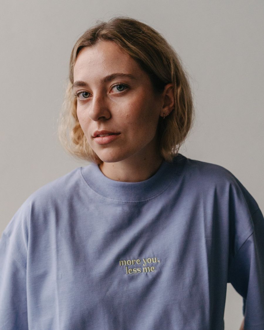 MORE YOU, LESS ME | unisex tričko fialové