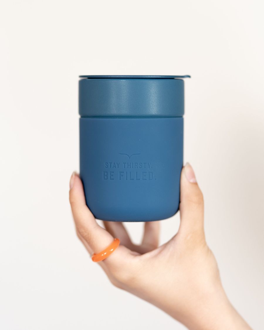 Keramický keepcup | STAY THIRSTY MODRÝ – 300 ml