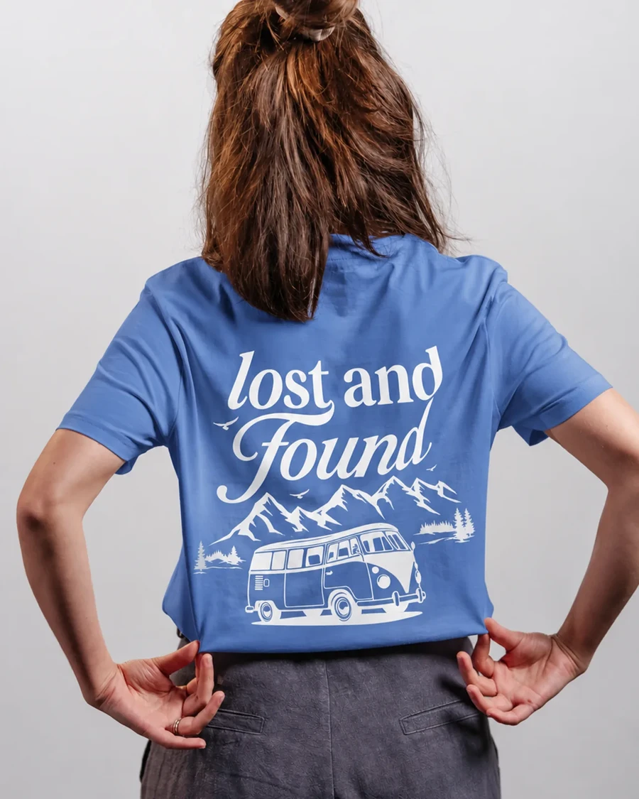 LOST AND FOUND | unisex tričko – jasná modrá