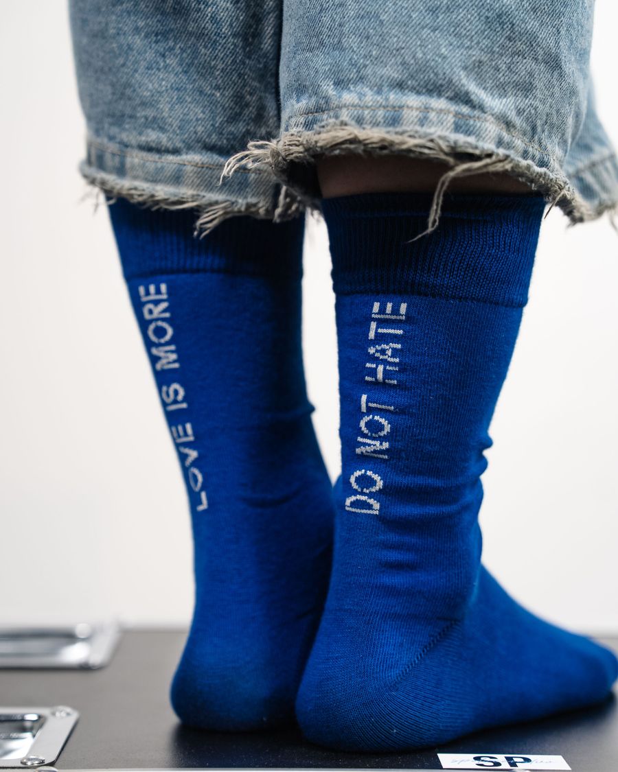 LOVE IS MORE | unisex ponožky