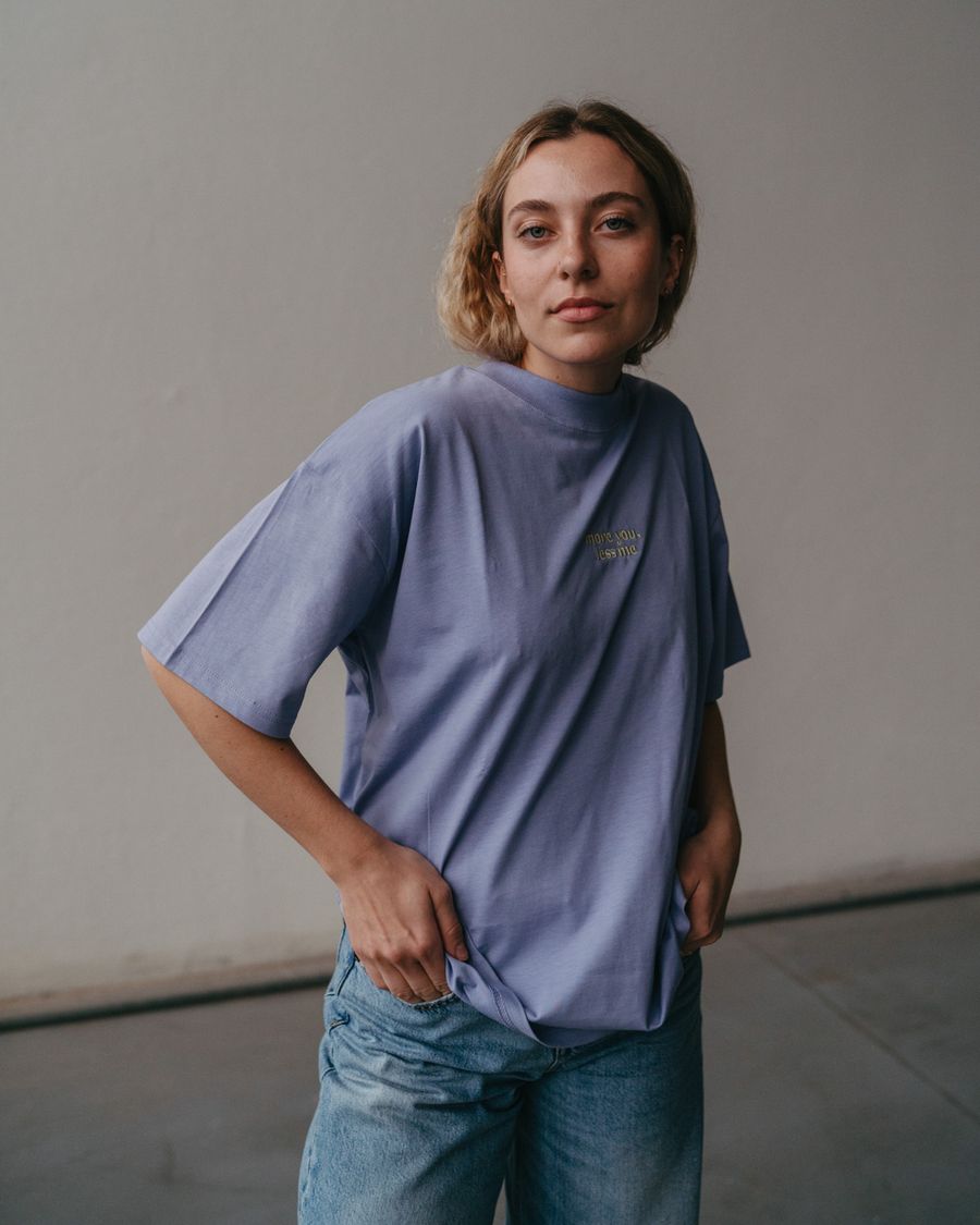 MORE YOU, LESS ME | unisex tričko fialové