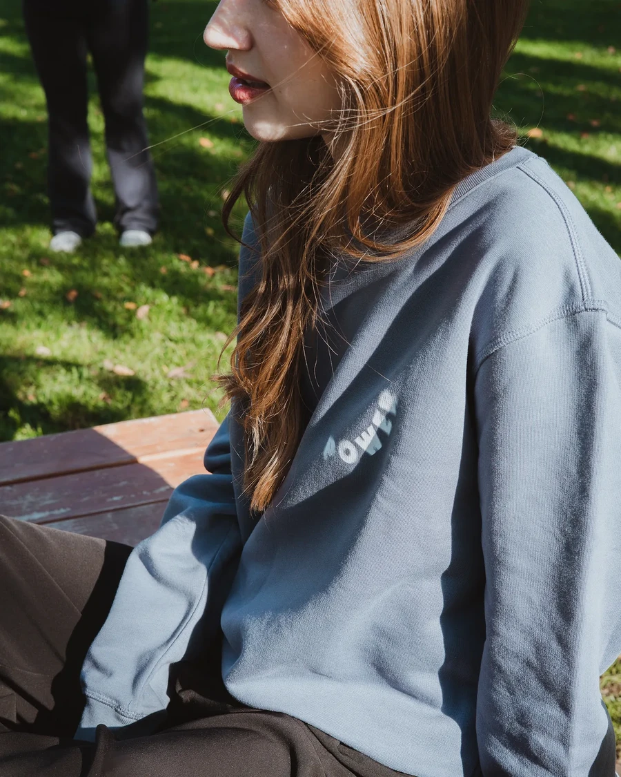 ROOTED IN GOD'S POWER - unisex mikina – modrosivá